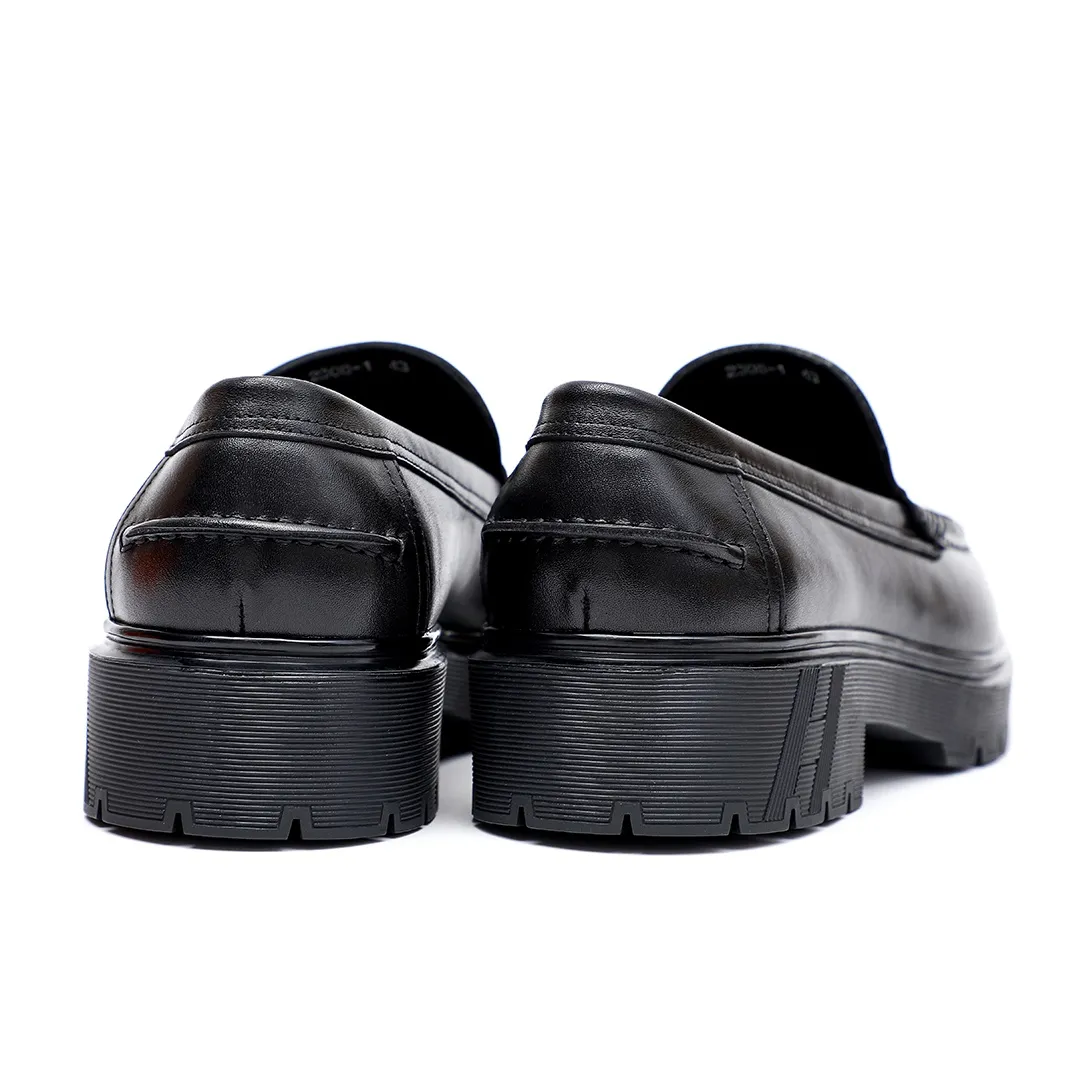 Men's shoes 💰700 💐[HERMES] popular men's shoes counter original items! The world's top brands...Luxury quality...//Fashion and high-end footwear 👍💪🏻...give you a low-key luxury comfort experience👍. The upper is made of pure Italian imported original calfskin. Sweat-absorbent cowhide leather lining. Comfortable and breathable. The original rubber foam light outsole is high-end and classy. Luxurious and noble!! .. OEM factory shipment [Hug] stall.. Original plate. Welcome to taste..39-45 (38.45.46🉑️Customized)